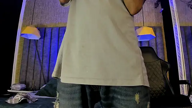 Boss Domiinator online show from November 3, 4:16 am