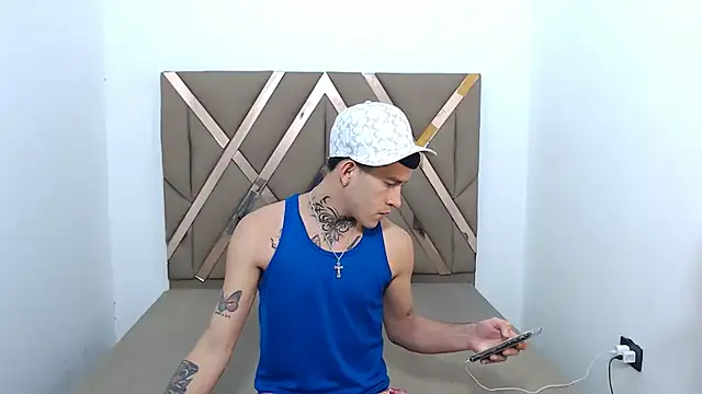 dilan abraham12 online show from February 15, 3:57 am