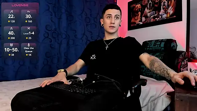 Sebas maverick online show from December 18, 1:45 am