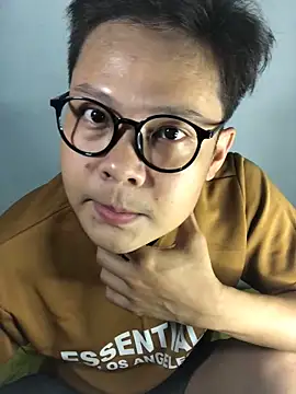 datnguyenvn online show from February 6, 10:01 am