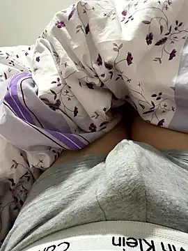 Snapshot of JJ_131 chatting on October 14, 12:34 pm JJ 131 online show from October 14, 12:34 pm