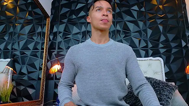 MrHilton online show from September 14, 1:40 am