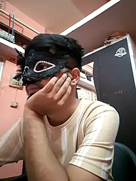 soniriyaa010101 online show from March 18, 3:59 pm