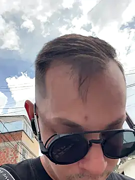 dimitryivanovv online show from September 12, 5:57 pm