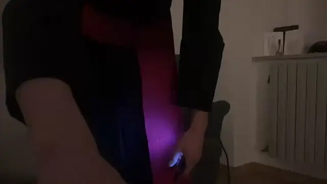 Malcom2f online show from April 7, 3:39 am