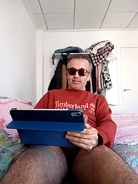 EmilioTaladdro online show from April 1, 1:41 pm