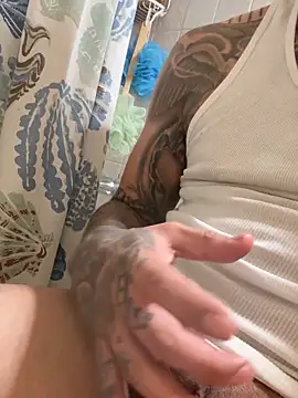 busnfatnutsLildee online show from May 31, 12:48 pm