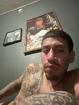 busnfatnutsLildee online show from February 3, 6:11 am