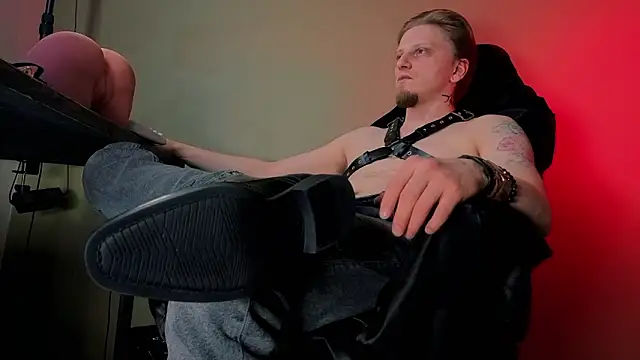 Vincent Hardman online show from February 26, 8:21 pm