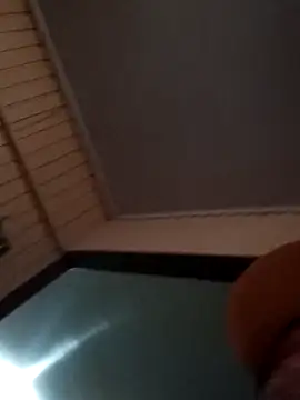 picaduranela online show from October 18, 5:56 am