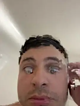 Youngstud2102 online show from April 18, 3:35 pm