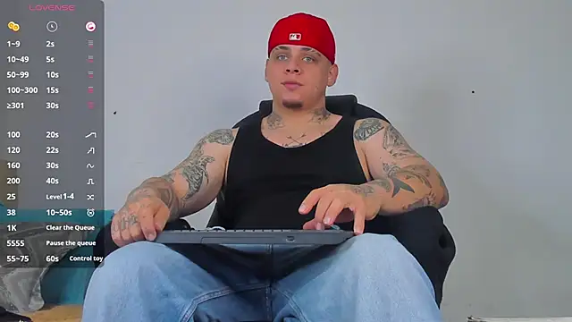 denis munera online show from September 28, 12:47 pm