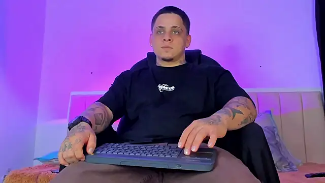 denis munera online show from September 17, 5:14 pm