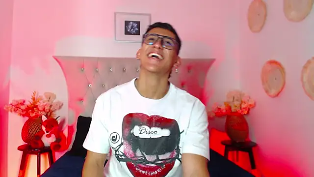 SalvadorFit online show from November 7, 9:07 pm