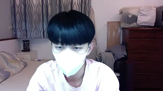 kai101010 online show from October 16, 4:15 pm