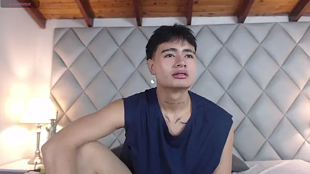 Clement Reyes online show from October 19, 1:25 pm