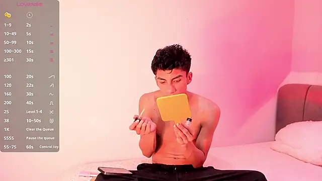 Erick Velveth online show from June 15, 5:32 am