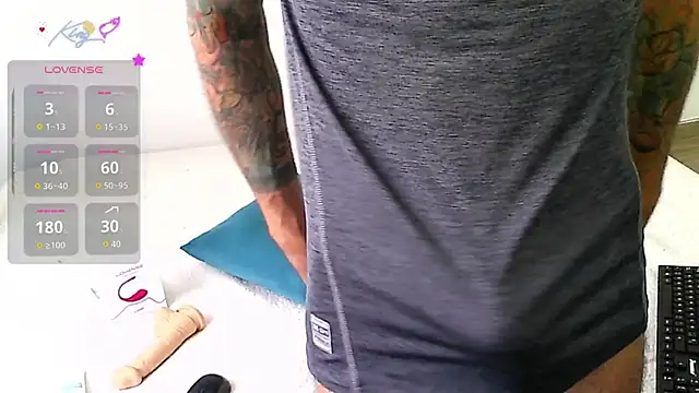 htrebor87 online show from April 16, 3:34 pm