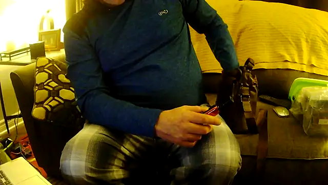 Bearchaser2025 online show from November 21, 6:23 am