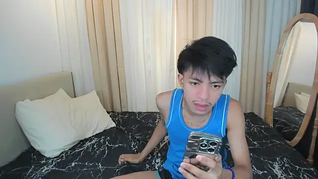 jayxxxlovescock online show from October 18, 9:31 pm