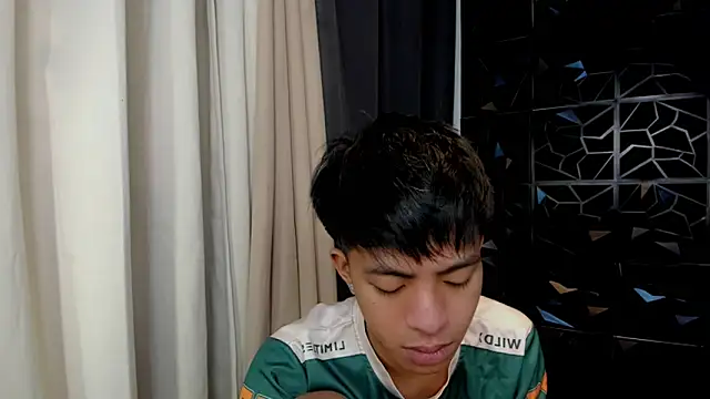 jayxxxlovescock online show from March 31, 8:43 pm