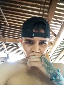 curvahot online show from September 19, 6:30 pm