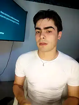 Snapshot of Mason_grey chatting on September 29, 4:58 pm Mason grey online show from September 29, 4:58 pm