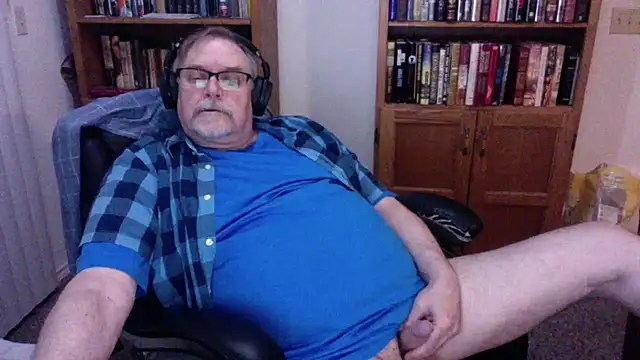 Vinyl22xh online show from April 14, 2:33 am