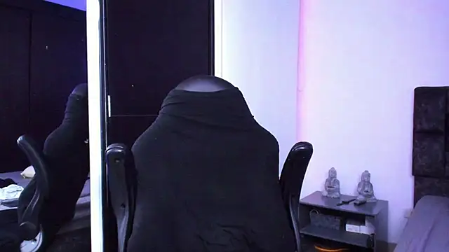 binmontana  online show from October 15, 10:50 pm