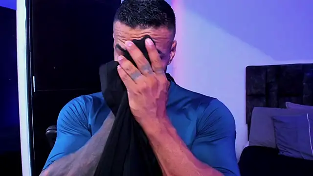 binmontana  online show from September 30, 10:46 pm