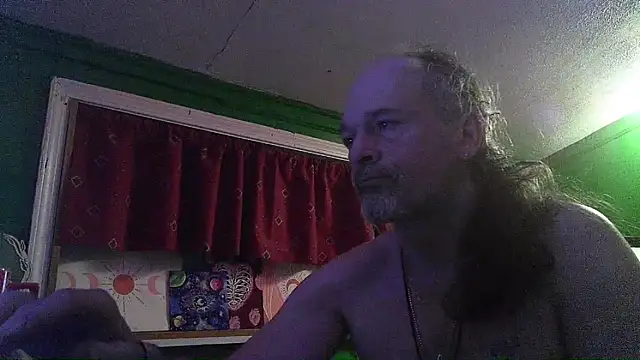 HippieDad333 online show from February 17, 2:43 am