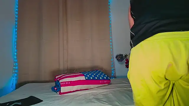 LucasGaeel online show from January 6, 12:58 am