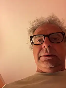 chtentation online show from June 3, 7:52 pm