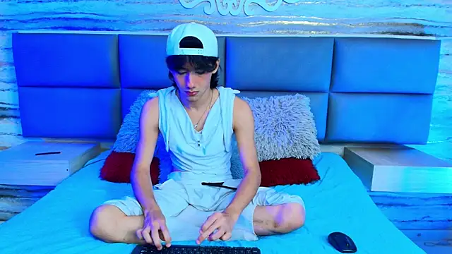 Lovers 21 online show from October 5, 4:16 am