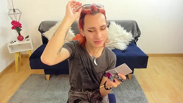 Moon Fox online show from November 22, 8:30 pm