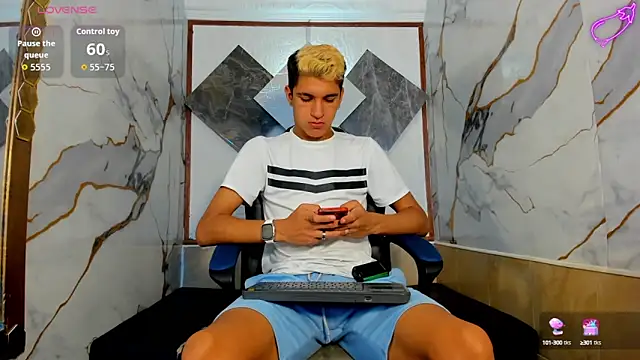 Stiben boy online show from October 6, 7:07 pm