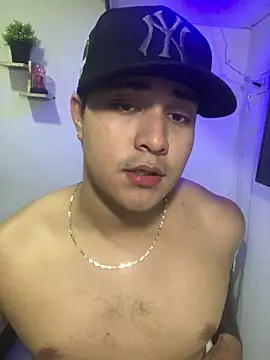 loki32men online show from September 30, 3:34 am