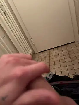 Penisbrutaldick online show from December 15, 8:04 pm