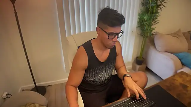 austinfxxx online show from October 9, 7:08 pm