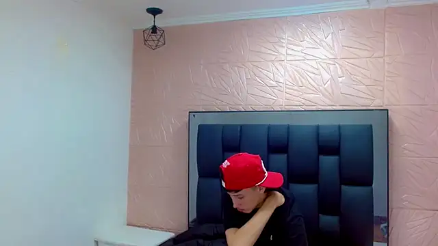 thaigo twink38 online show from February 10, 5:45 am