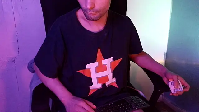 highinhtxx online show from March 25, 7:12 am