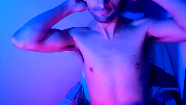 highinhtxx online show from November 3, 11:25 am