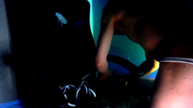 highinhtxx online show from March 19, 5:10 am