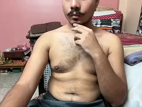 Snapshot of desidick4_u chatting on October 19, 1:14 pm desidick4 u online show from October 19, 1:14 pm