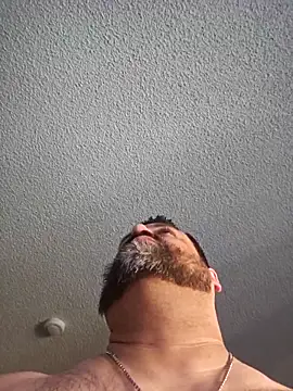 Roddog18 online show from February 12, 12:38 am