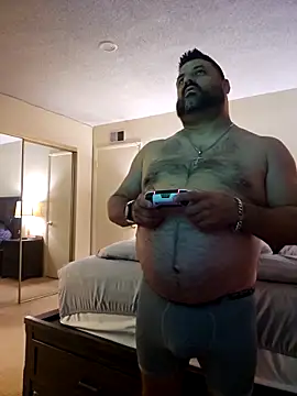 Roddog18 online show from November 30, 4:36 am