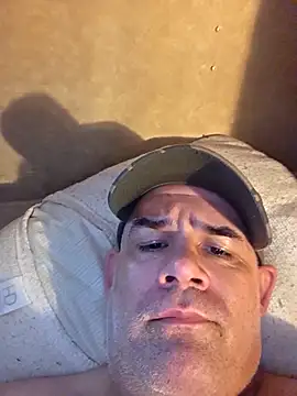 DeeBestEver online show from April 12, 5:14 pm