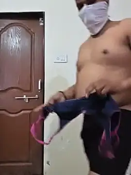 Snapshot of dokedhan9191 chatting on October 29, 4:04 am dokedhan9191 online show from October 29, 4:04 am