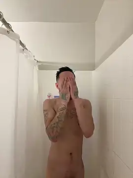 Loadedeggs online show from February 24, 11:27 pm