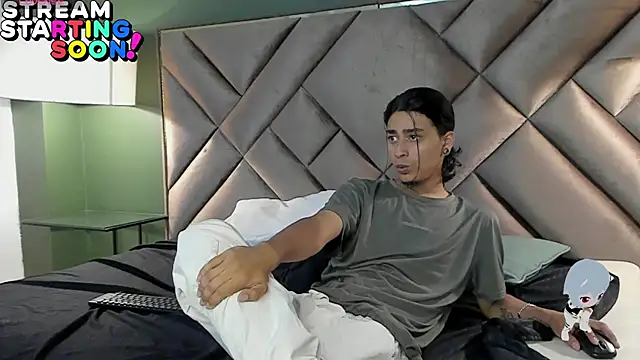 Dickie Dicking online show from November 24, 9:27 pm